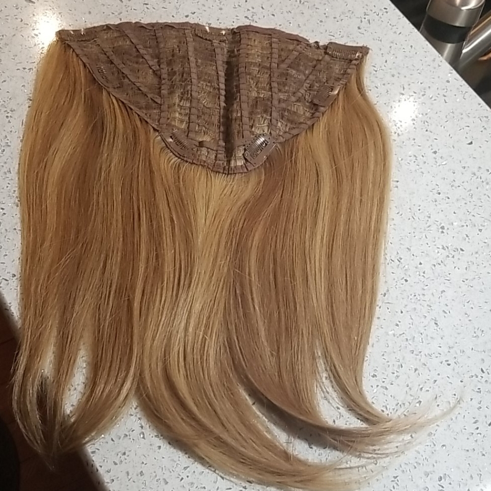 Hair extensions - Picture 7 of 8